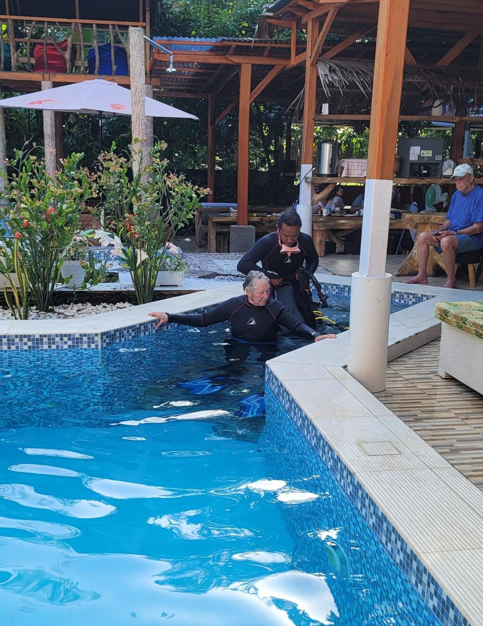 Bunaken Villa Queen'S Dive Manado Zewnętrze zdjęcie